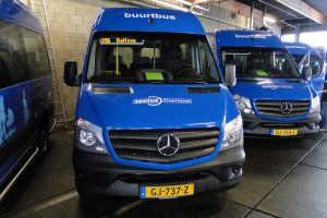 Buurtbussen staan nog stil door corona: PvdA wil alternatief